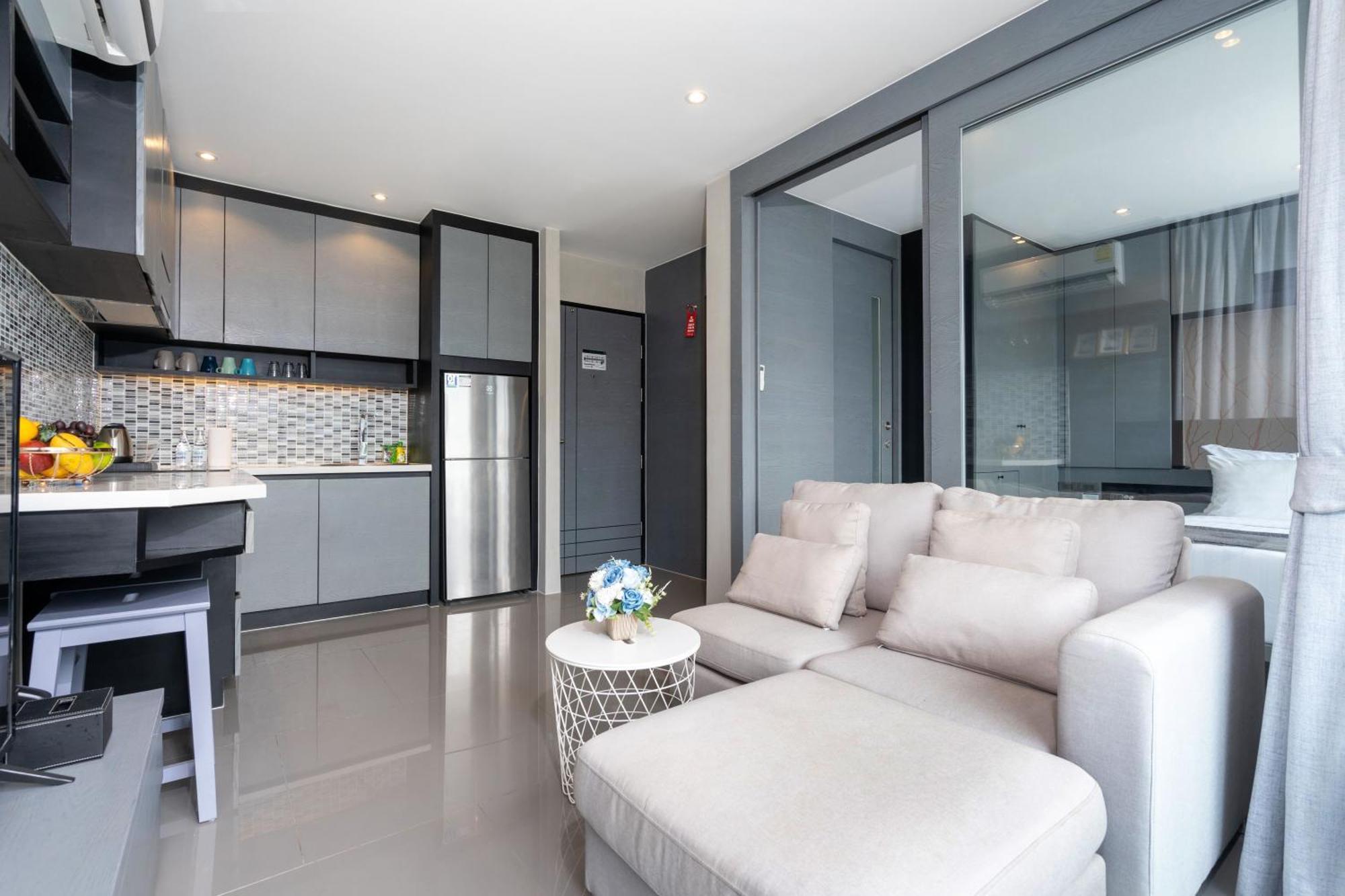 Tropical & Relaxing At Tropics Ctg L304, Amenities, Close To Fantasea And Cafe Del Mar Club *